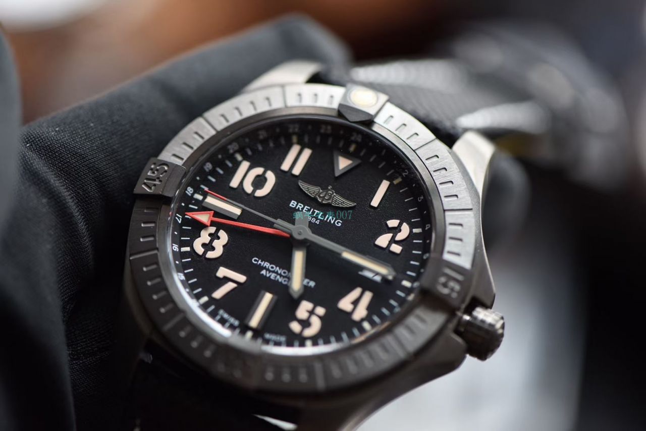 【视频评测】OXF高仿手表百年灵复仇者GMT双时区V32395101B1X1腕表 / BL196