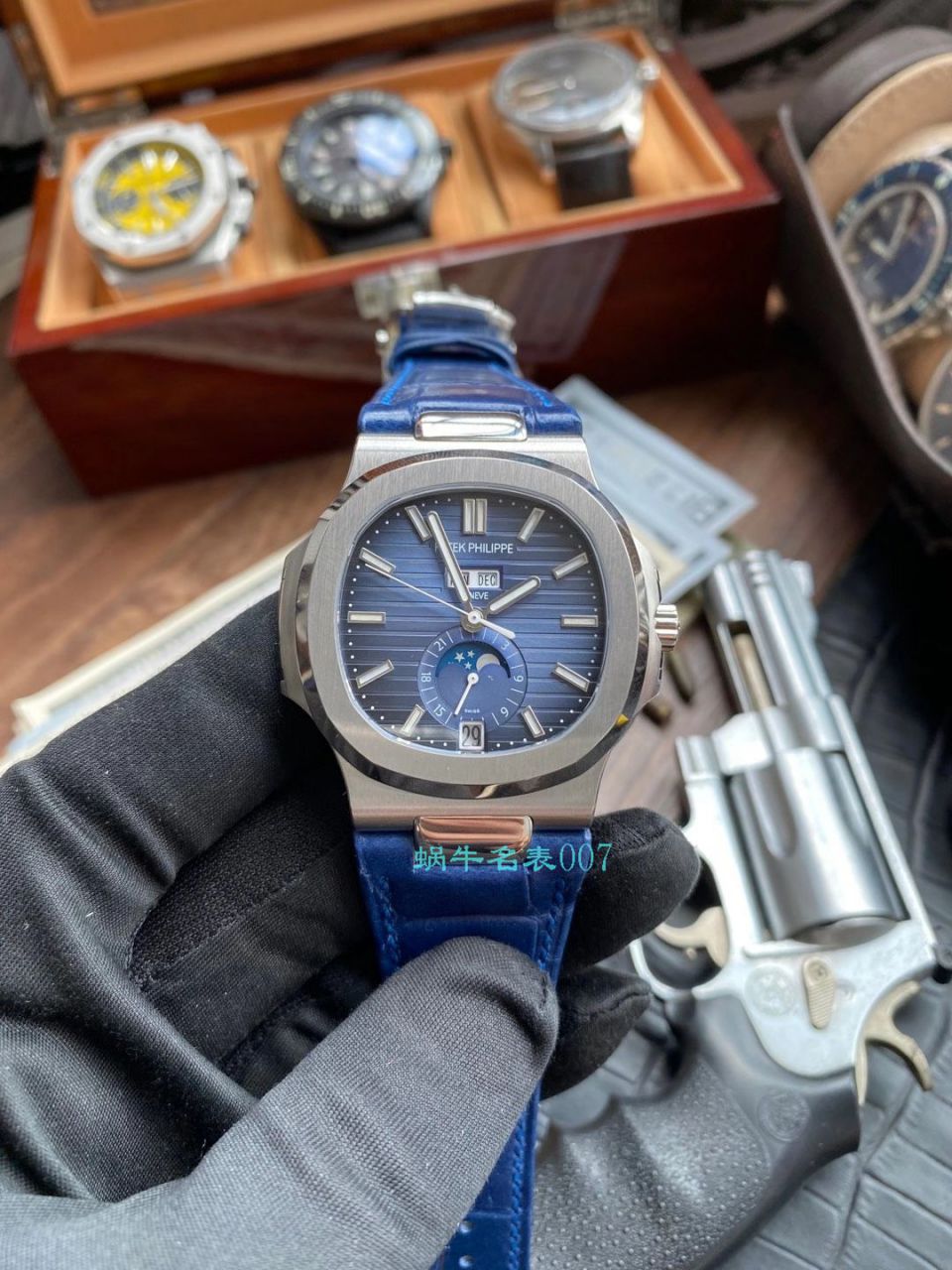 GR厂最新百达翡丽Nautilus鹦鹉螺年历碗表顶级复刻高仿5726系列V2版本（升级真月相） / BD330jpg