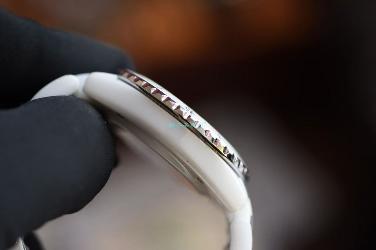 【视频评测】BV厂1比1高精仿手表香奈儿背透J12系列H5700女表 