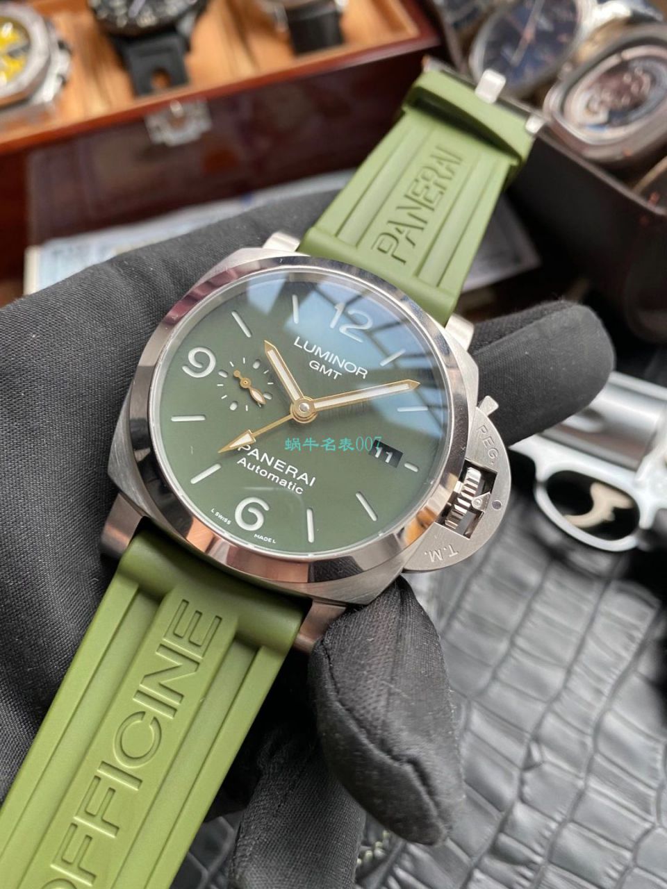 VS厂沛纳海PAM01056，PAM1056绿盘GMT复刻高仿手表 / PAM1056