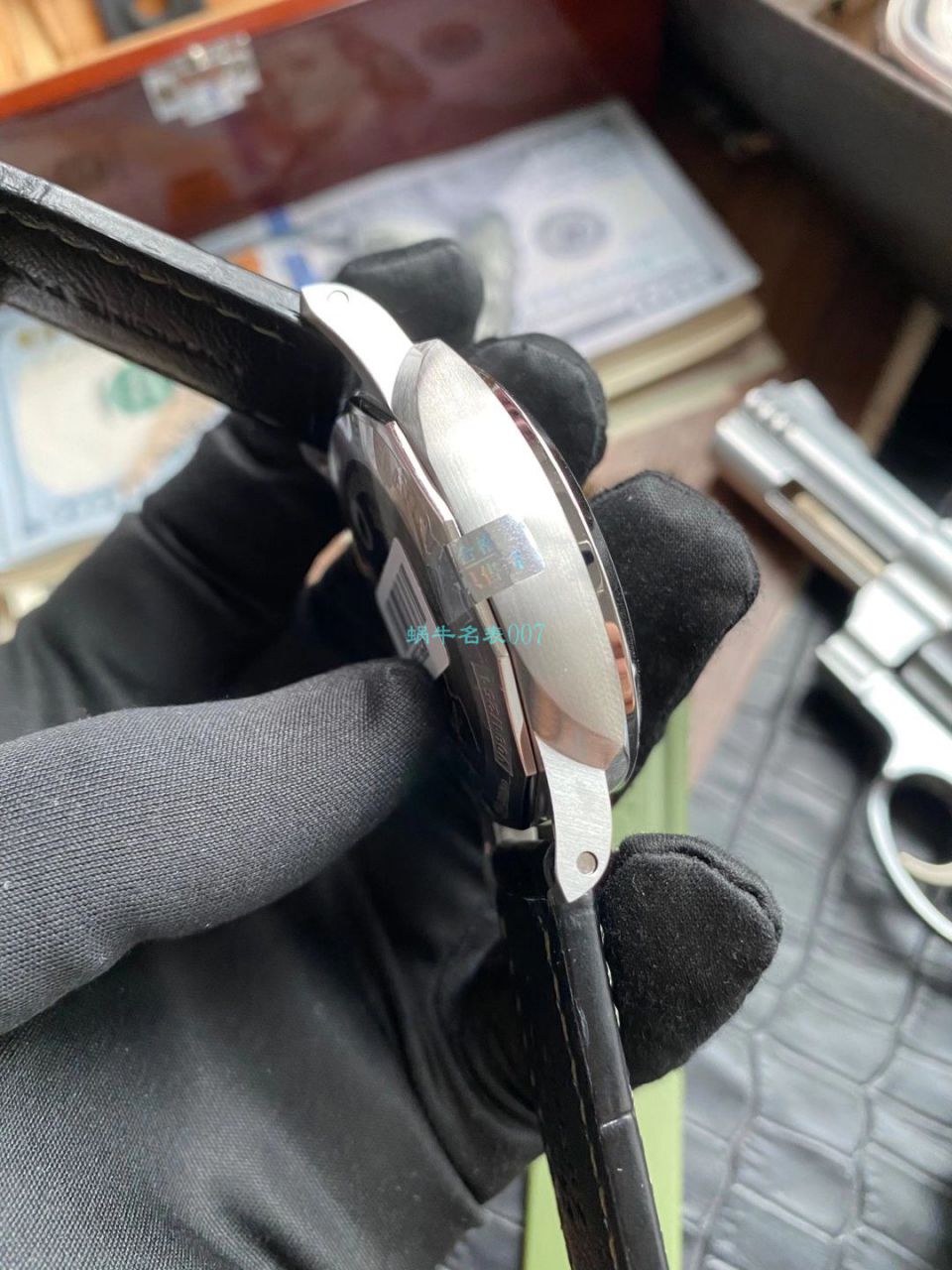 VS厂沛纳海军复刻高仿绿面腕表PAM1056官网同步限量发售 / VSPAM01056