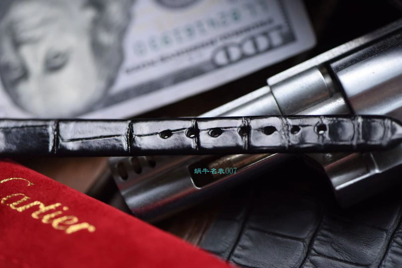 卡地亚浴缸系列复刻高仿WGBA0007（小号女士）腕表 / K316