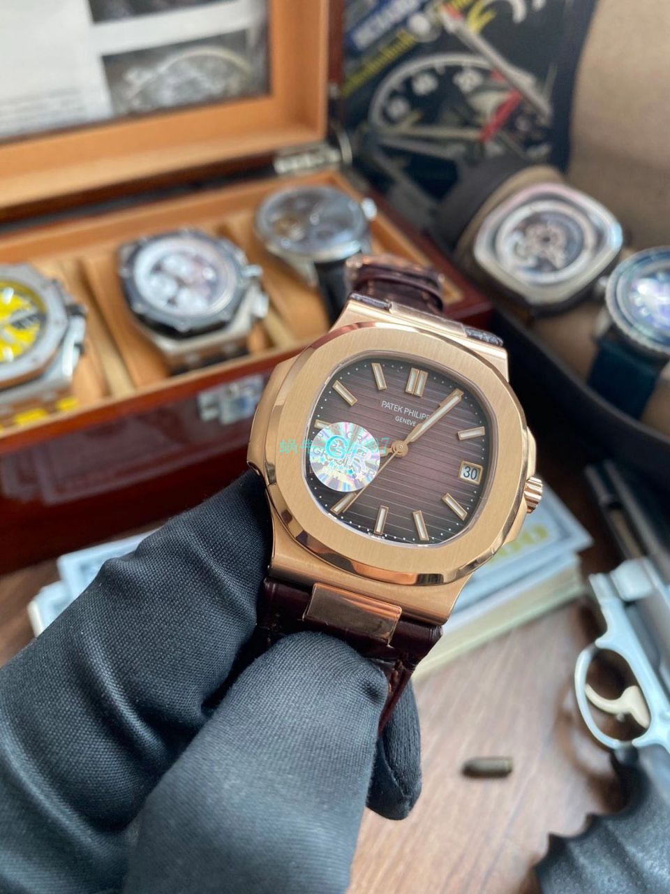 GR厂V2版本百达翡丽鹦鹉螺运动优雅超A高精仿手表5711/1R-001腕表 / BD351