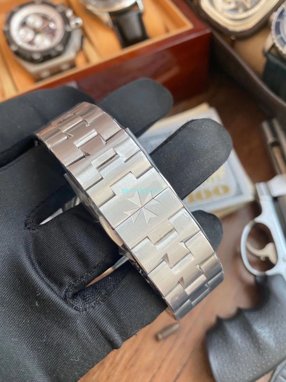 XF厂江诗丹顿纵横四海1比1复刻高仿手表海外超薄2000v黑面 / JS233