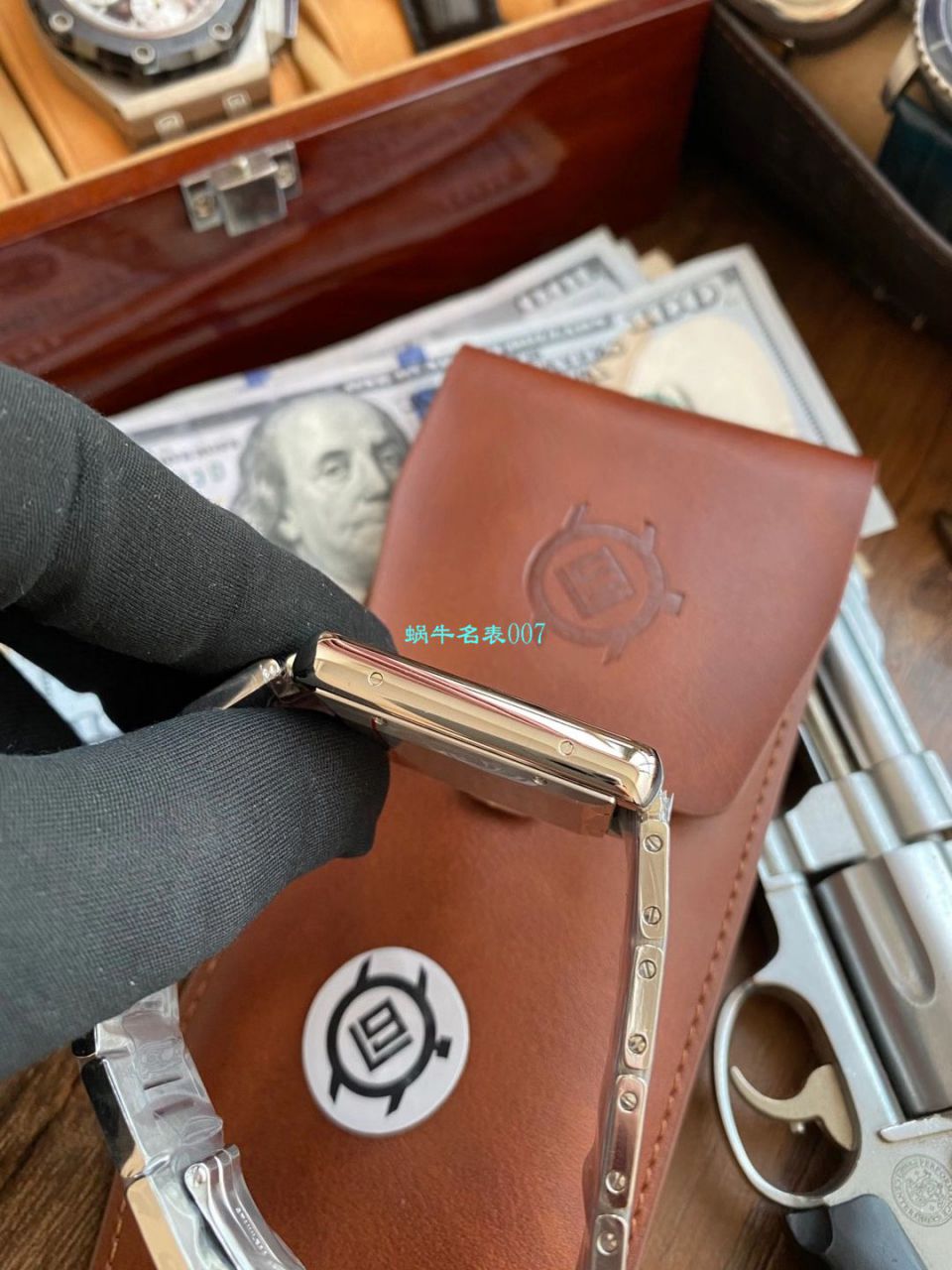 V9厂卡地亚坦克系列顶级高精仿手表W5200028（超大号）腕表 / K315