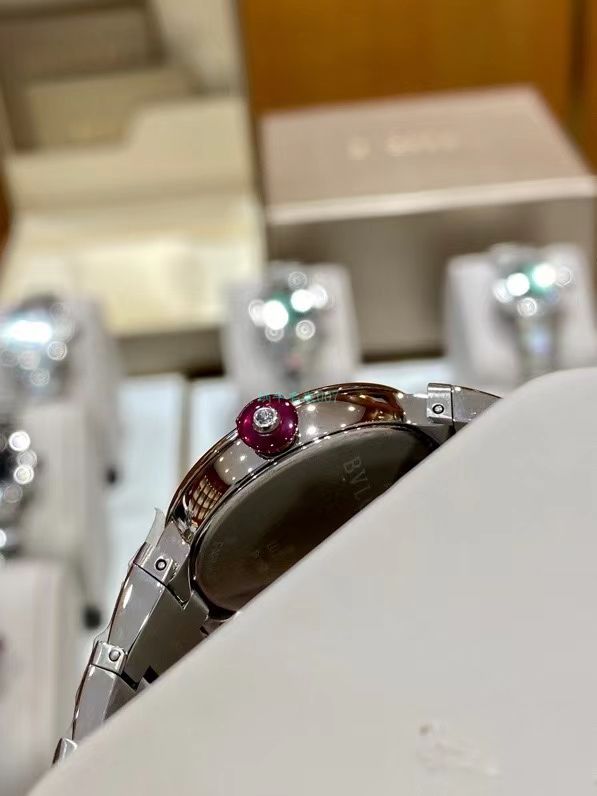 BV厂宝格丽一比一复刻高仿女士手表LVCEA系列102194 LU28WSPGSPG/12腕表 / BG066