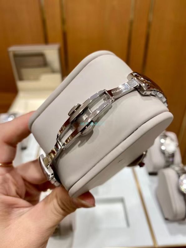 BV厂宝格丽一比一复刻高仿女士手表LVCEA系列102194 LU28WSPGSPG/12腕表 / BG066