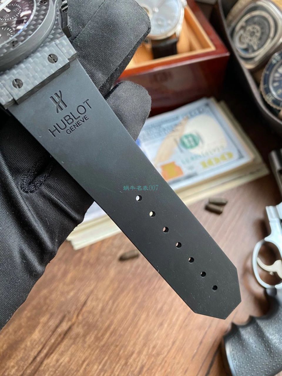 【视频评测】V6厂宇舶全碳纤维301.QX.1724.RX腕表 / YB113