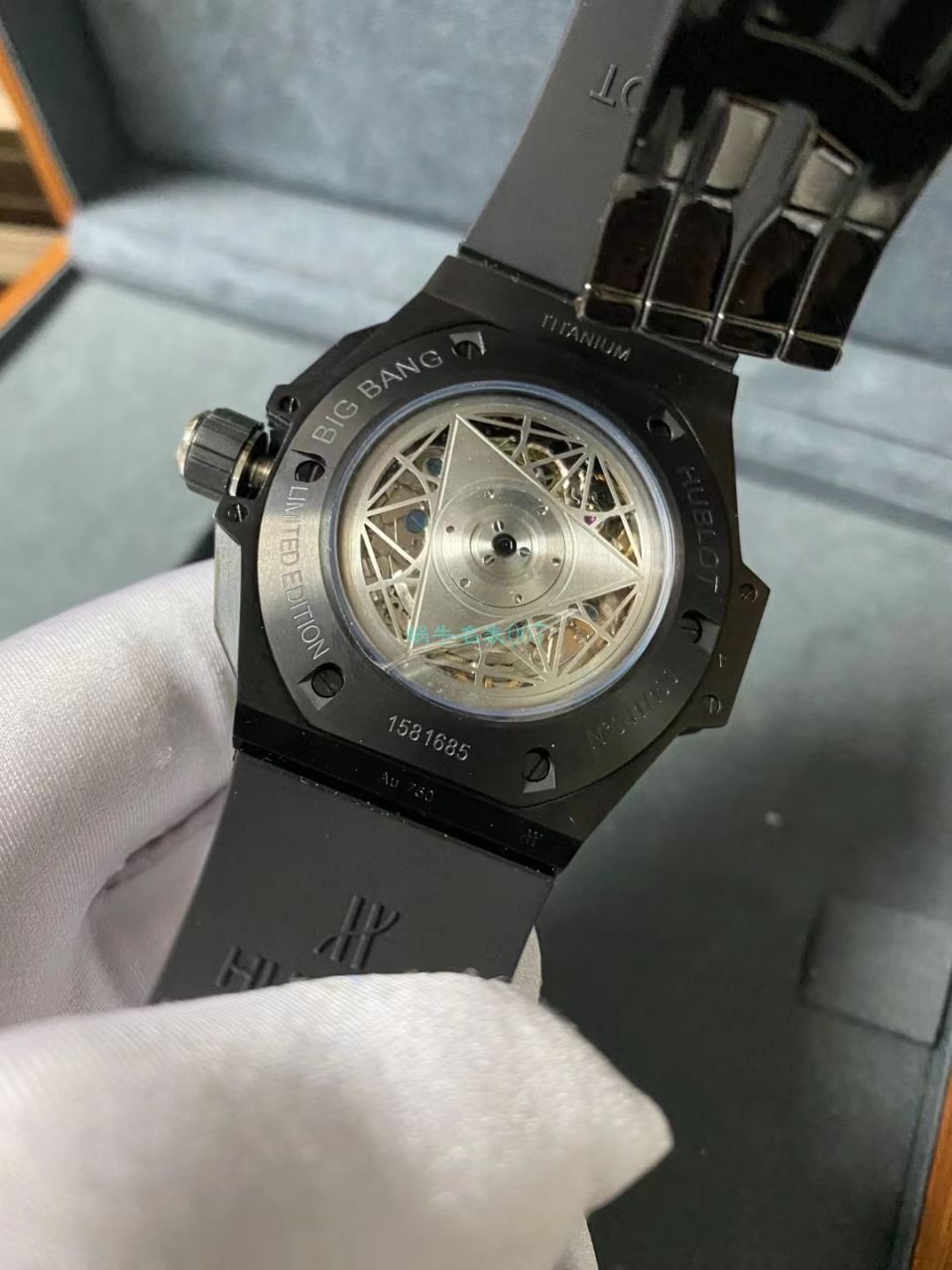 HB厂超A高仿手表宇舶 Sang Bleu II 刺青二代418.OX.2001.RX.1604.MXM20腕表 / YB117