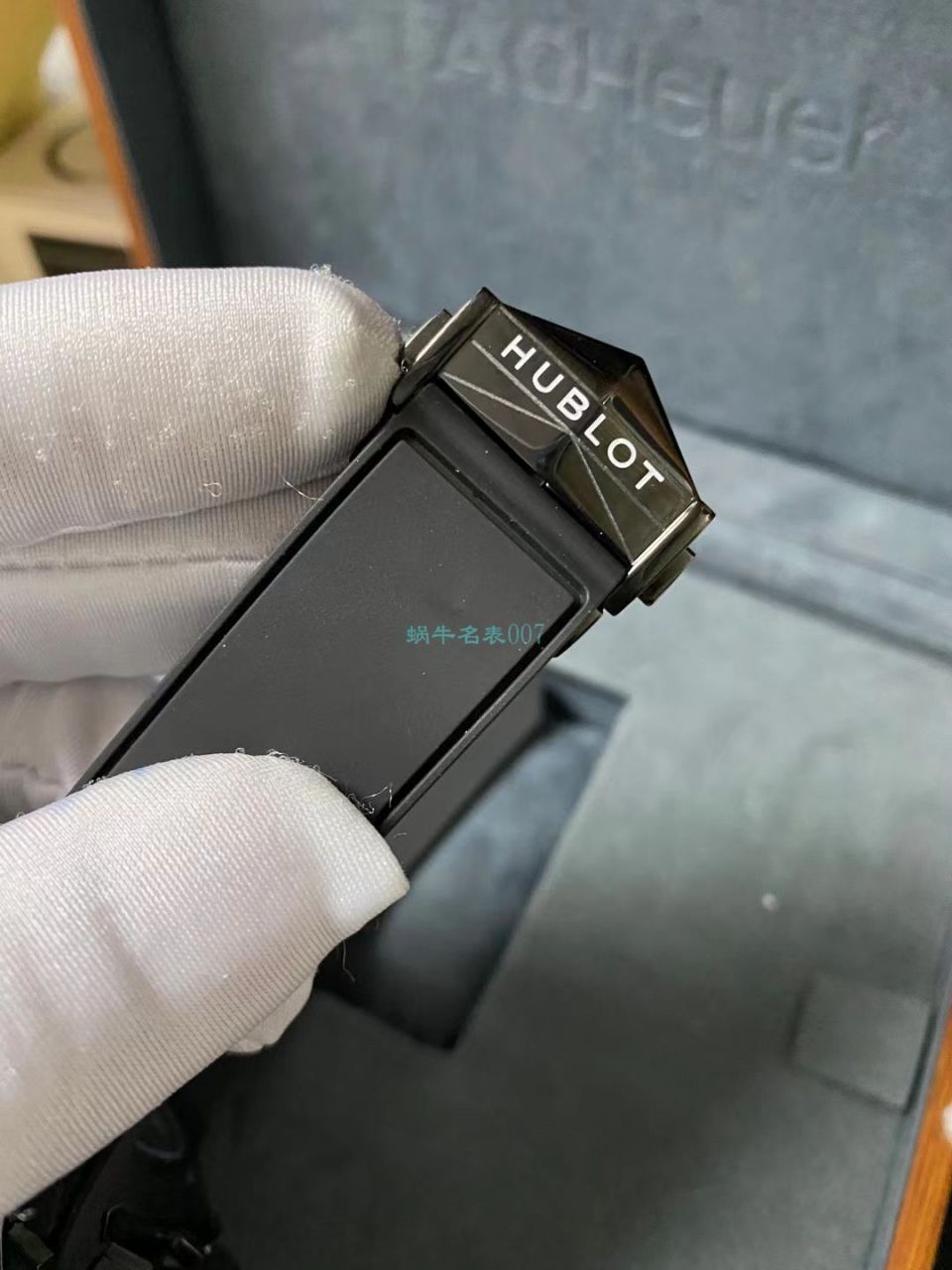 HB厂超A高仿手表宇舶 Sang Bleu II 刺青二代418.OX.2001.RX.1604.MXM20腕表 / YB117