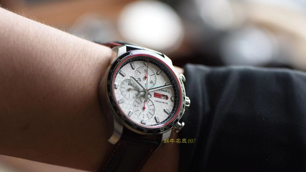 ‍【视频 评测】七星努荐 V7神器 V7厂V2版本萧邦赛车一比一复刻高仿手表 / XB083
