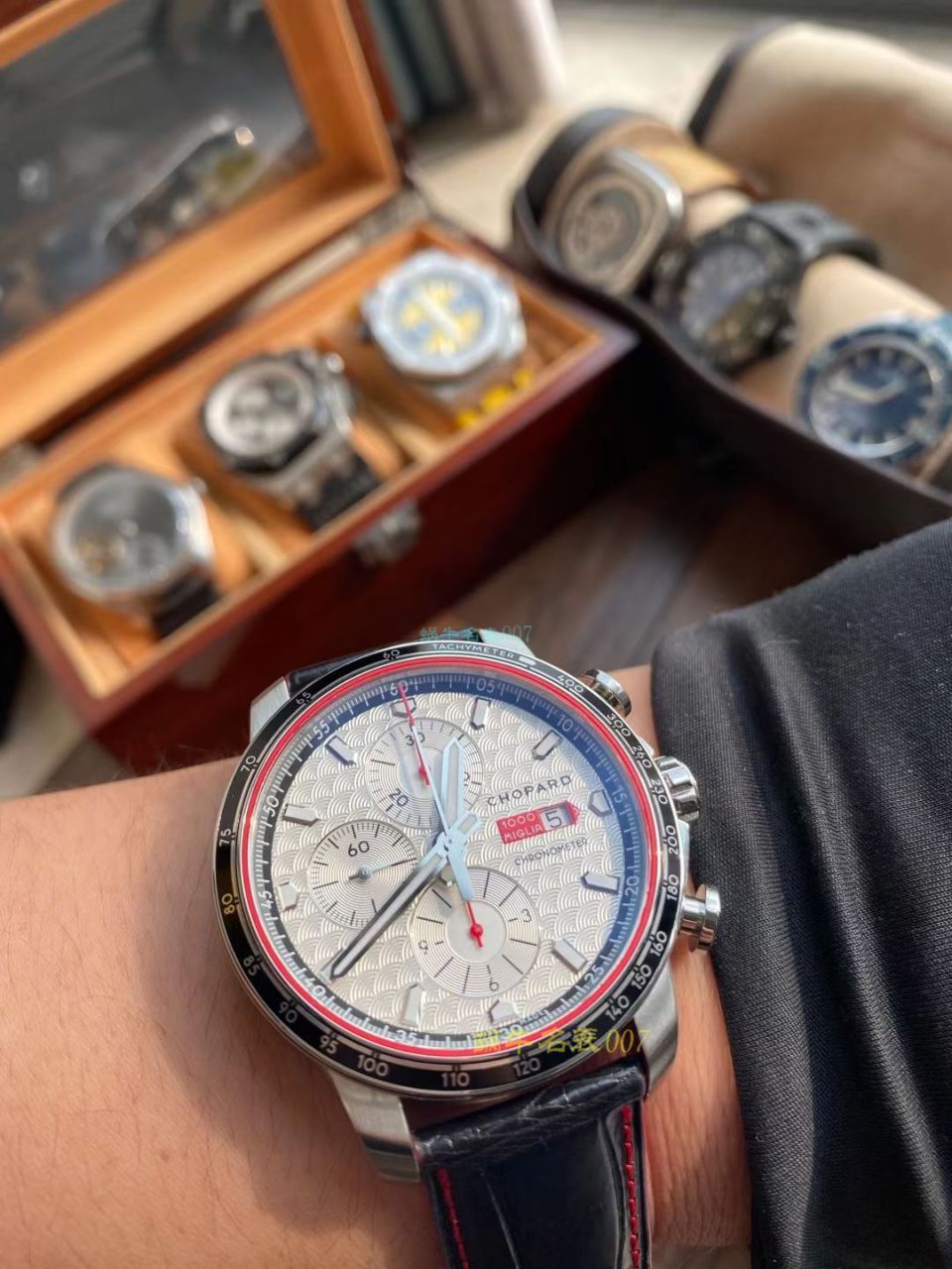 ‍【视频 评测】七星努荐 V7神器 V7厂V2版本萧邦赛车一比一复刻高仿手表 / XB083