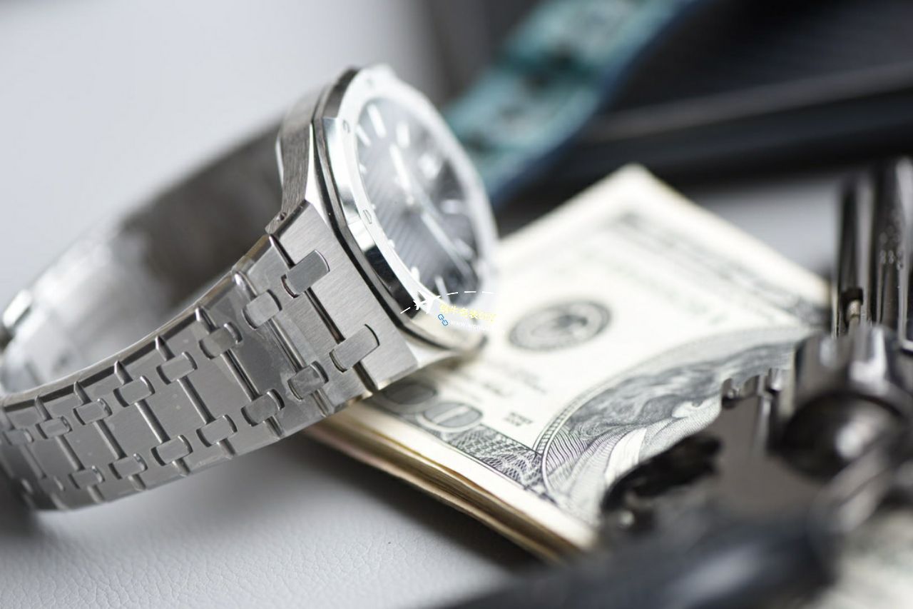 视频评测APS钢王一体机爱彼顶级复刻高仿手表15500ST.OO.1220ST.01和15500ST.OO.1220ST.03等 