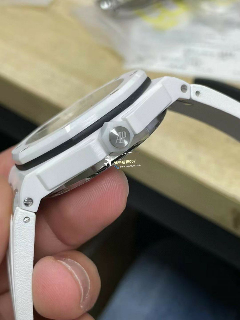 APS厂一比一复刻手表爱彼皇家橡树离岸型15707CB.OO.A010CA.01和15707CE.OO.A002CA.01 / AP227