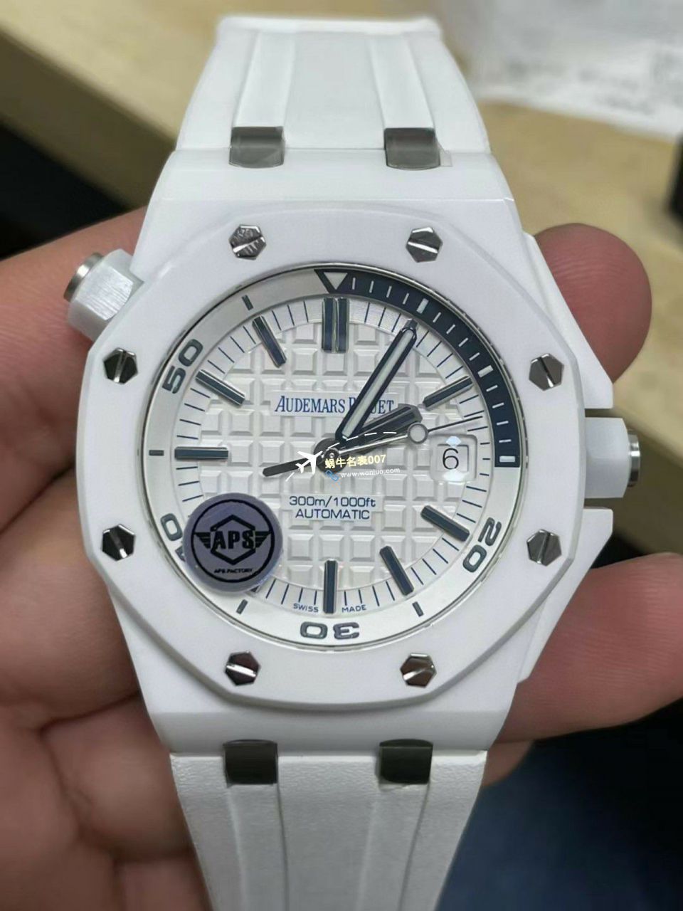 APS厂一比一复刻手表爱彼皇家橡树离岸型15707CB.OO.A010CA.01和15707CE.OO.A002CA.01 / AP227
