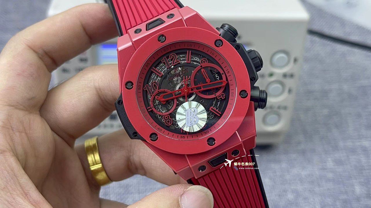 视频评测ZF顶级复刻高仿彩面陶瓷宇舶系列441.HX.1170.RX，441.CY.471Y.RX腕表 