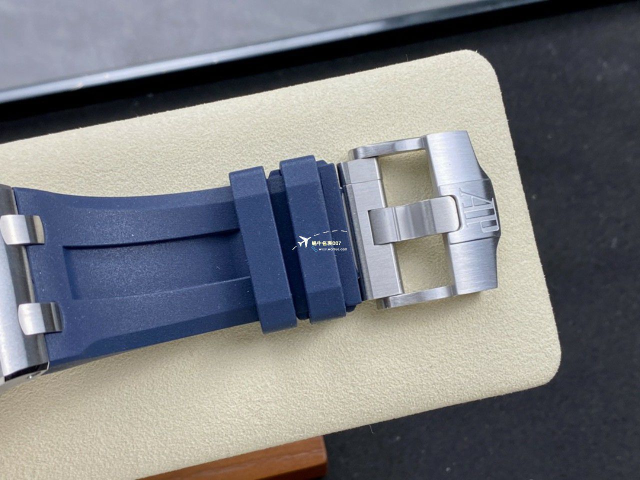 APF厂一比一顶级复刻高仿手表爱彼皇家橡树离岸型15720ST.OO.A027CA.01四颜面腕表 / AP230