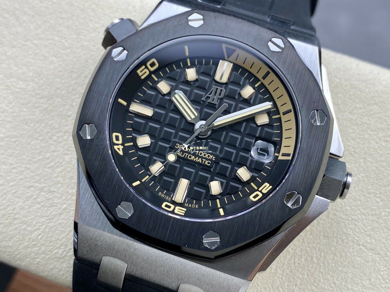 APF厂一比一高仿手表爱彼皇家橡树离岸型系列15720CN.OO.A002CA.01腕表 / AP231