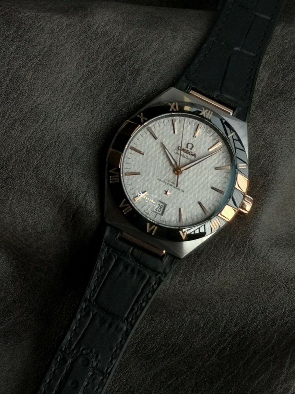 VS/SBF厂一比一顶级复刻高仿欧米茄第五代星座沙士灰131.33.41.21.06.001手表 / M779