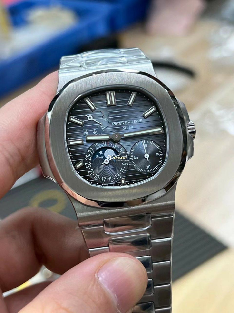 PPF/ZF厂一比一顶级复刻高仿手表百达翡丽V2真动能鹦鹉螺5712R-001，5712/1R-001金壳 / BD373