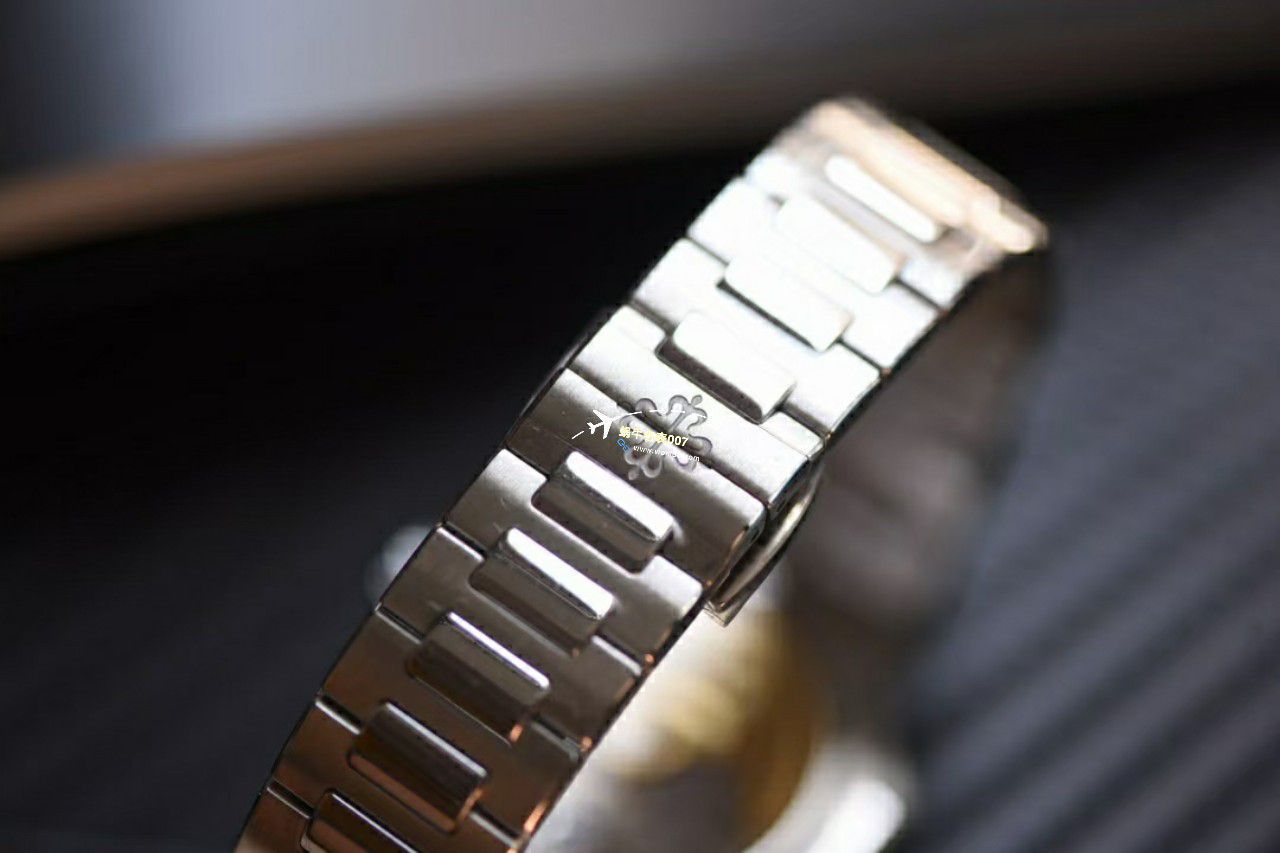 视频评测3K厂一比一复刻手表百达翡丽鹦鹉螺高仿女表7118/1200A-010和百达翡丽7118/1A-010 / BD379