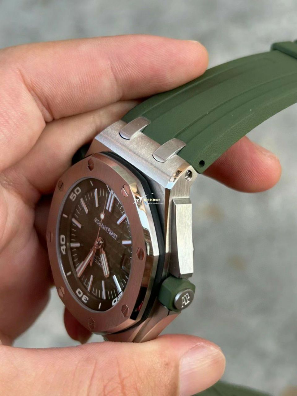 视频评测APS厂一体机最好复刻高仿爱彼皇家橡树离岸型系列15710ST.OO.A002CA.01腕表 / AP225