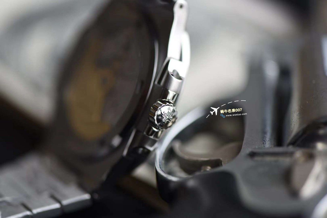 【视频评测】3K一体机百达翡丽绿面鹦鹉螺一比一高仿复刻5711/1A-014手表 / BD386
