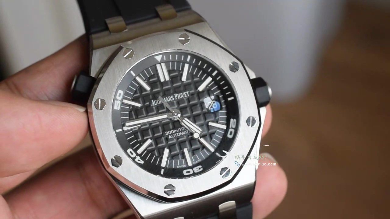 视频评测APS厂一体机最好复刻高仿爱彼皇家橡树离岸型系列15710ST.OO.A002CA.01腕表 / AP225
