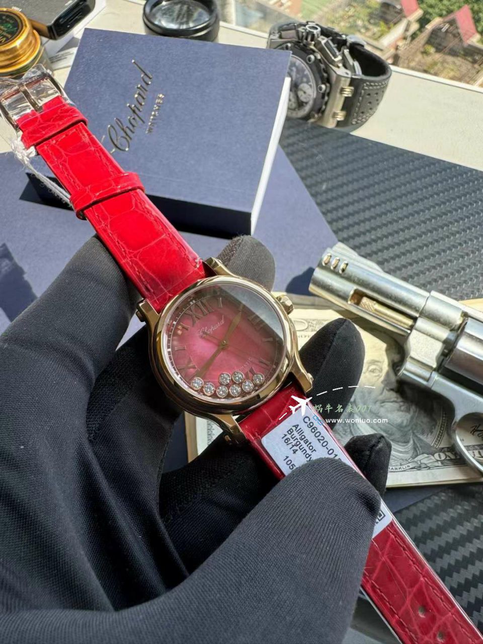 YF萧邦顶级复刻高仿女表HAPPY SPORT红面贝母系列275378-5005腕表 