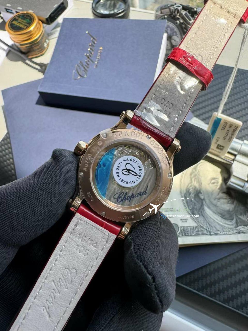 YF萧邦顶级复刻高仿女表HAPPY SPORT红面贝母系列275378-5005腕表 