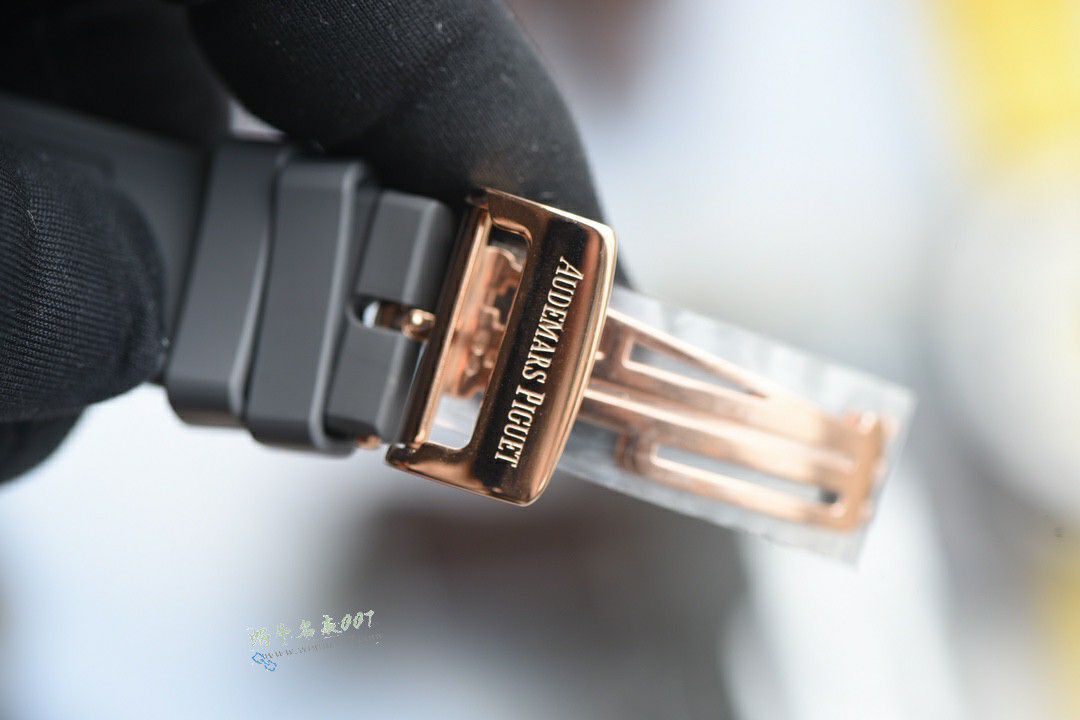 Duck爱彼皇家橡树离岸型最好高仿女表26231OR.ZZ.D003CA.01腕表 / AP302