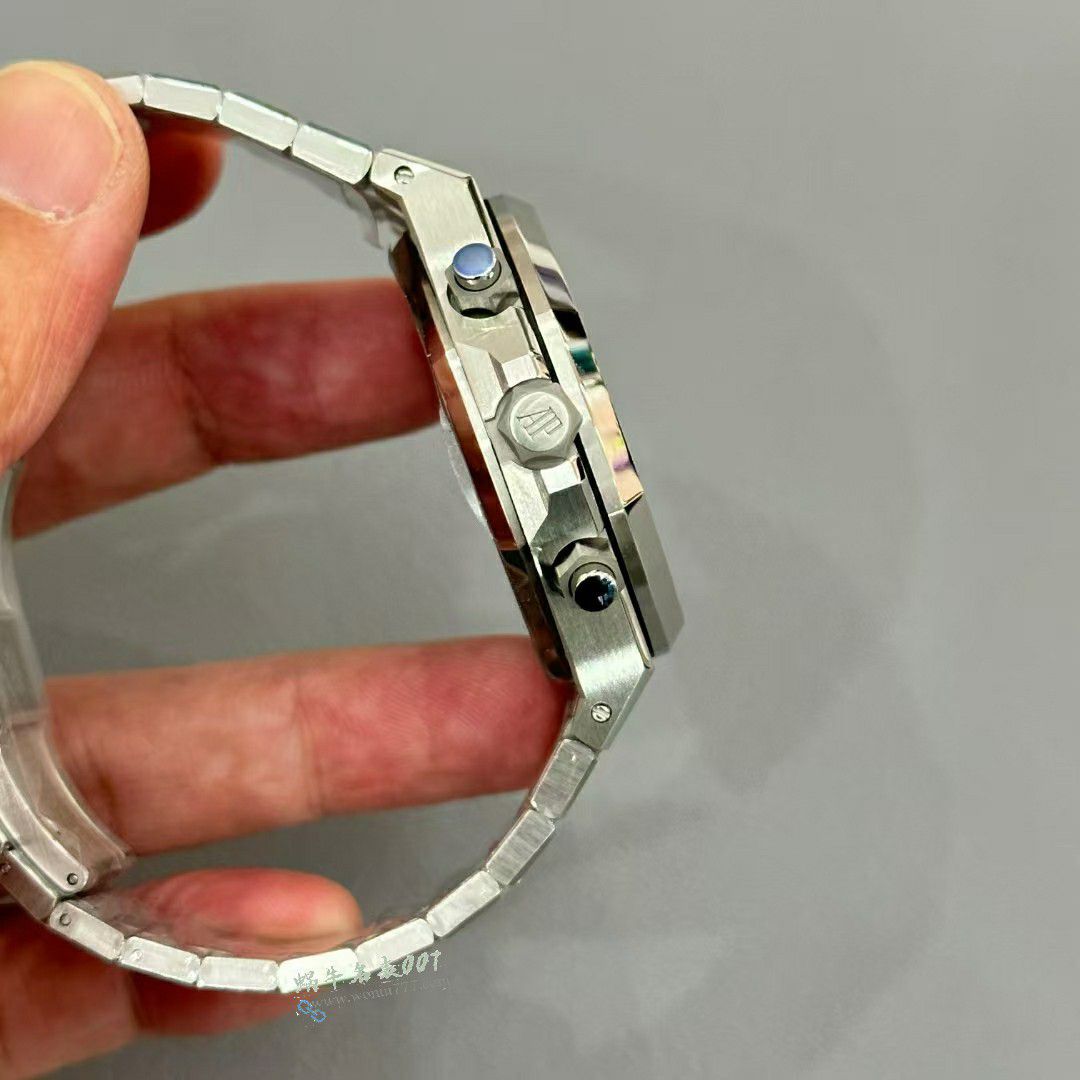 APS爱彼皇家橡树最好复刻高仿26240ST.OO.1320ST.08腕表 / AP310