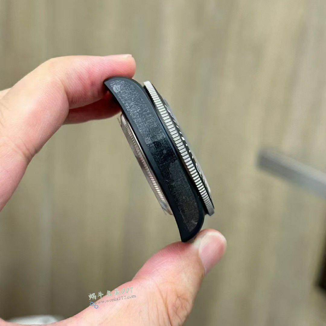 M+帝舵领潜型顶级复刻手表M25807KN-0001腕表 / DT087