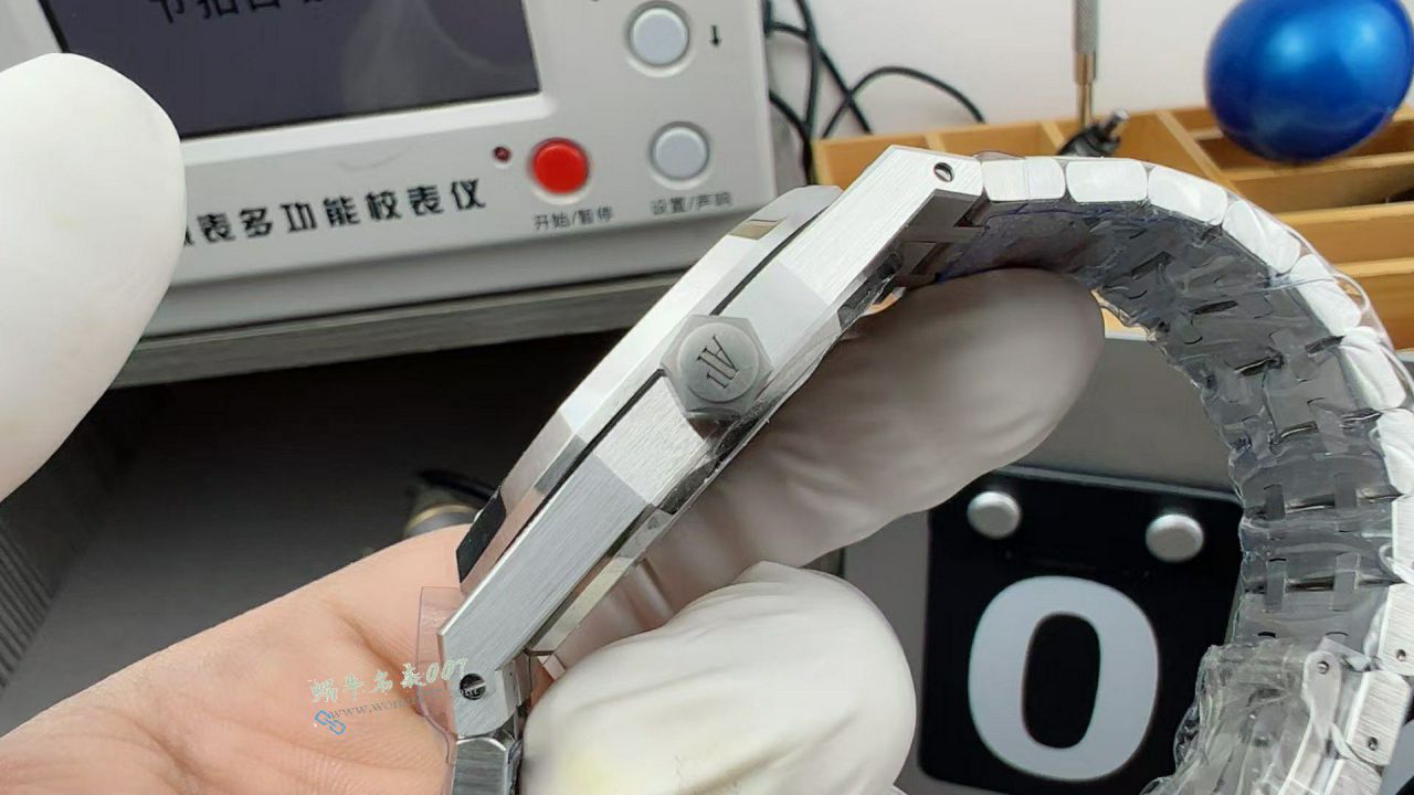 THB爱彼皇家橡树一比一复刻手表15407BC.GG.1224BC.01腕表 / AP312