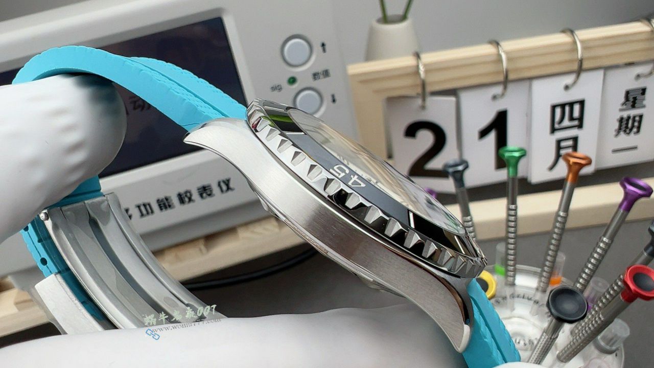 BLS百年灵彩虹超级海洋复刻手表A17375211B2S3腕表 / BL213