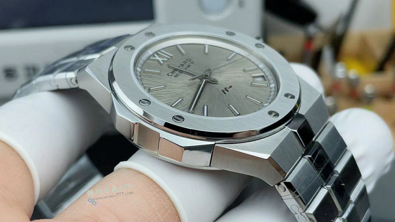 GH萧邦雪山傲翼高仿手表298600-3002腕表 / XB091