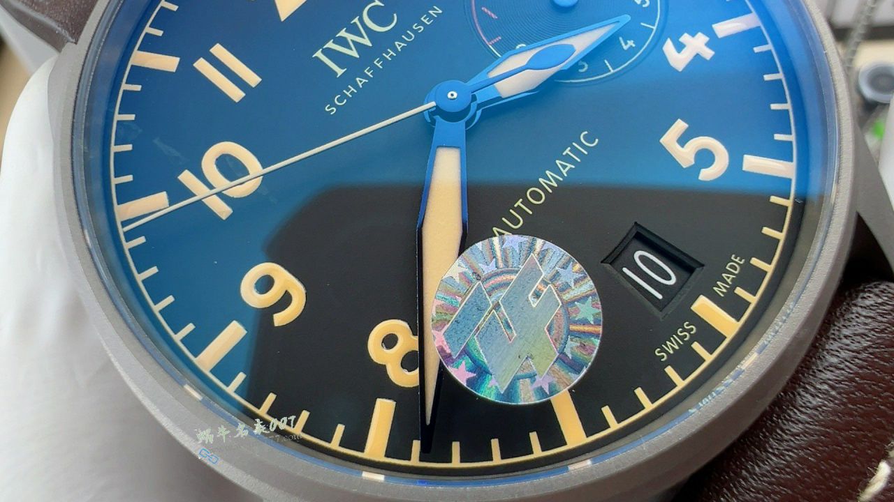 zf万国大型飞行员钛壳腕表 / WG661