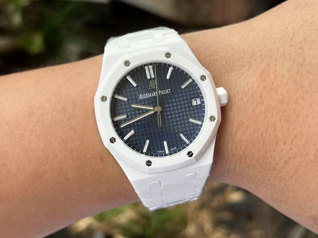 APS新品爱彼cal.4302一体机15500全陶瓷款式手表全新到货 / AP322