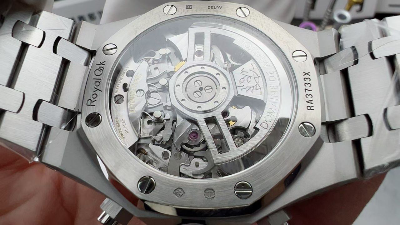APS厂Audemars Piguet爱彼皇家橡树26240BC.OO.1320BC.01腕表 / AP323