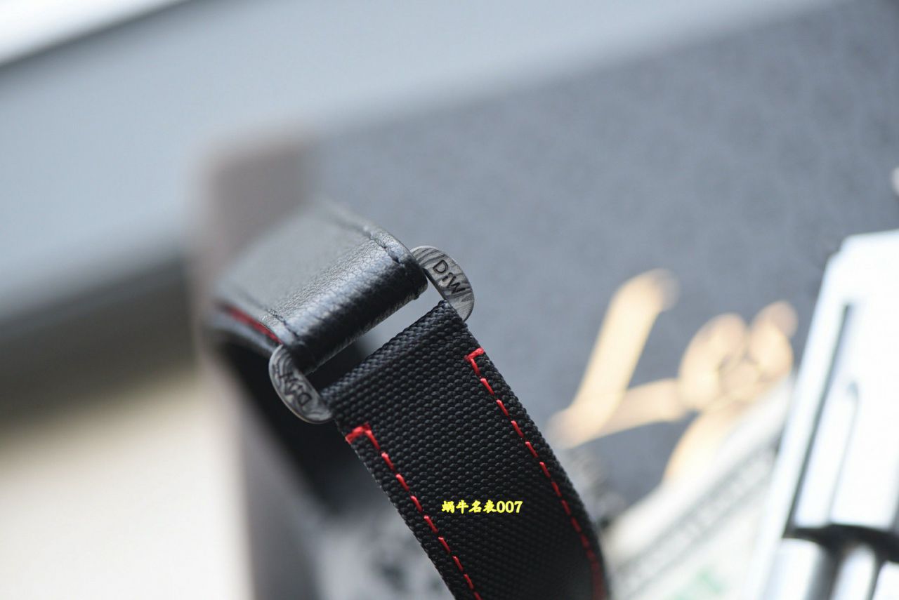 N厂行业最高版本Diw定制版ROLEX劳力士迪通拿全碳纤维壳腕表 / R989