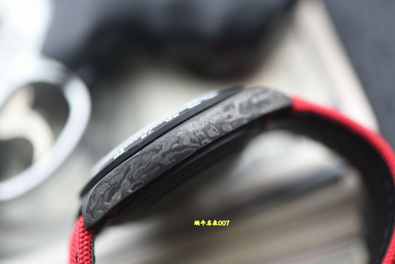 N厂行业最高版本Diw定制版ROLEX劳力士迪通拿全碳纤维壳腕表 / R987