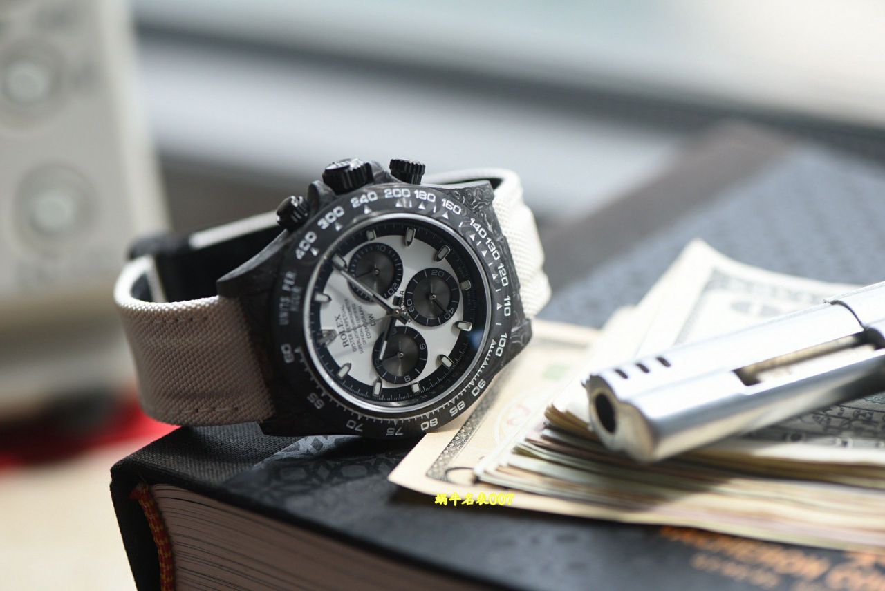 N厂行业最高版本Diw定制版ROLEX劳力士迪通拿全碳纤维壳腕表 / R990