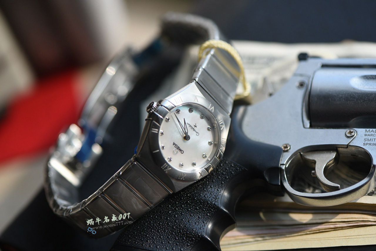 视频评测AS最新欧美茄石英女士腕表星座系列28mm / VS831