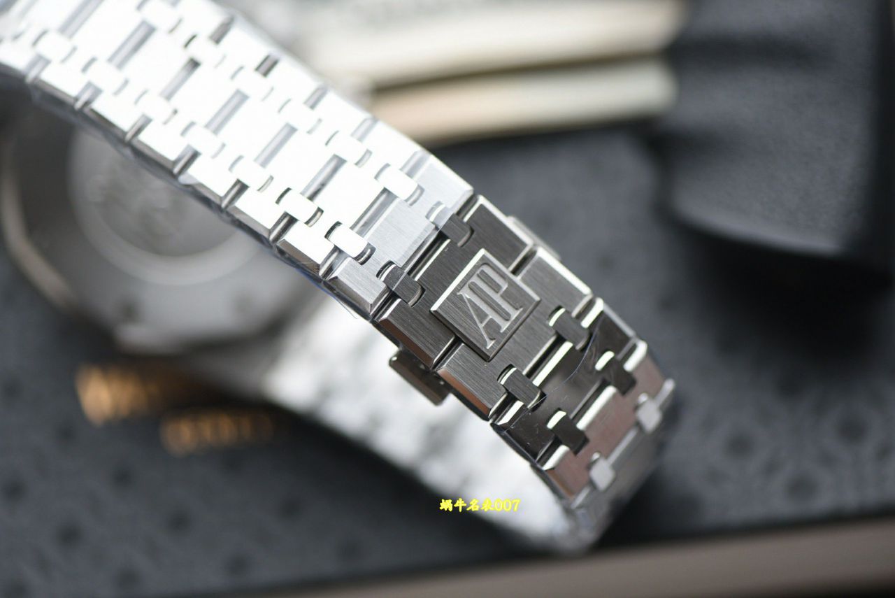 视频评测APW厂爱彼Audemars Piguet复刻皇家橡树26331ST.OO.1220ST.03腕表 / AP357