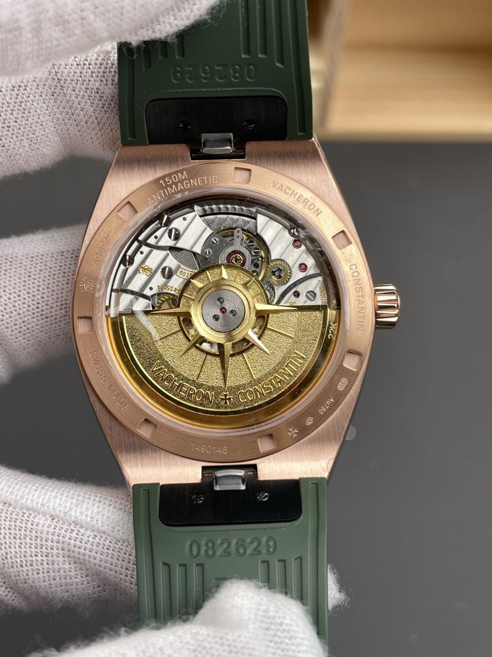 8F江诗丹顿纵横四海系列4520V/210R-B967腕表 / JS281