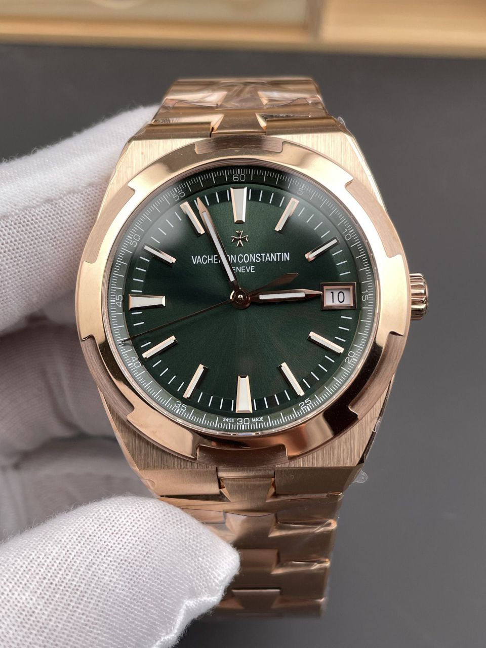 8F江诗丹顿纵横四海系列4520V/210R-B967腕表 / JS281