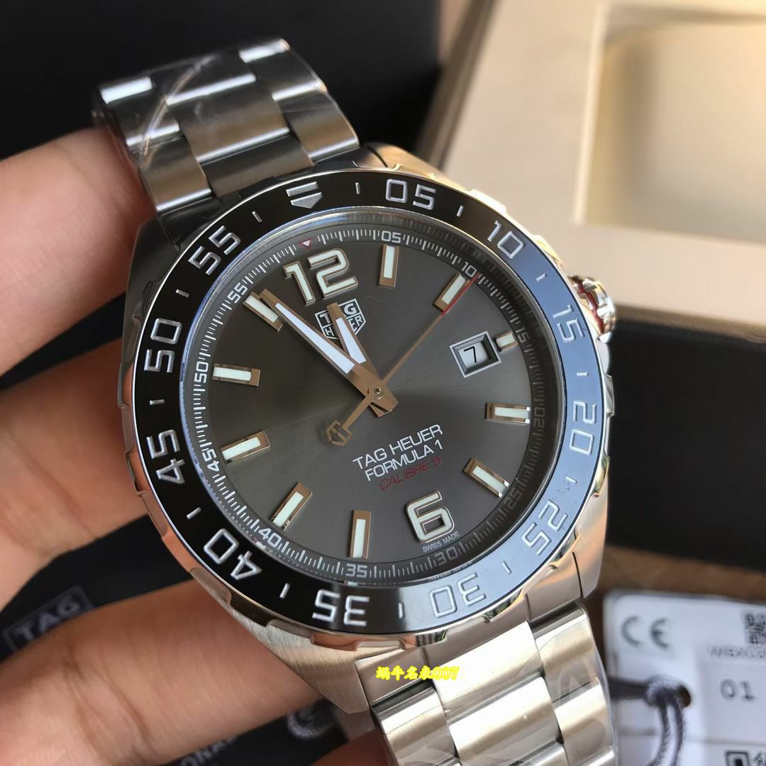原单泰格豪雅F1系列WAZ2011.BA0842腕表 / TG122