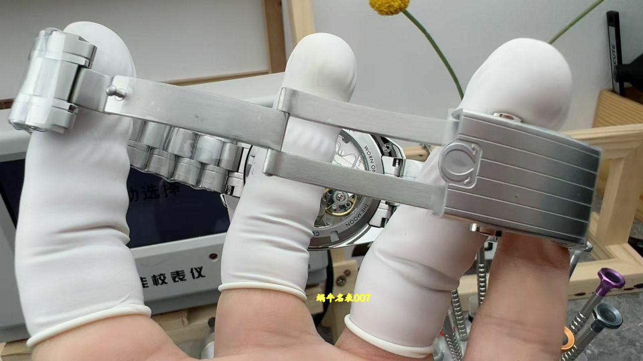 OM欧米茄超霸系列复刻310.30.42.50.04.001腕表 / VS838