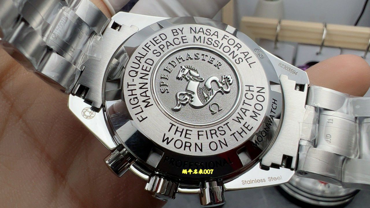 OM 欧米茄超霸系列310.30.42.50.01.001腕表 / VS850