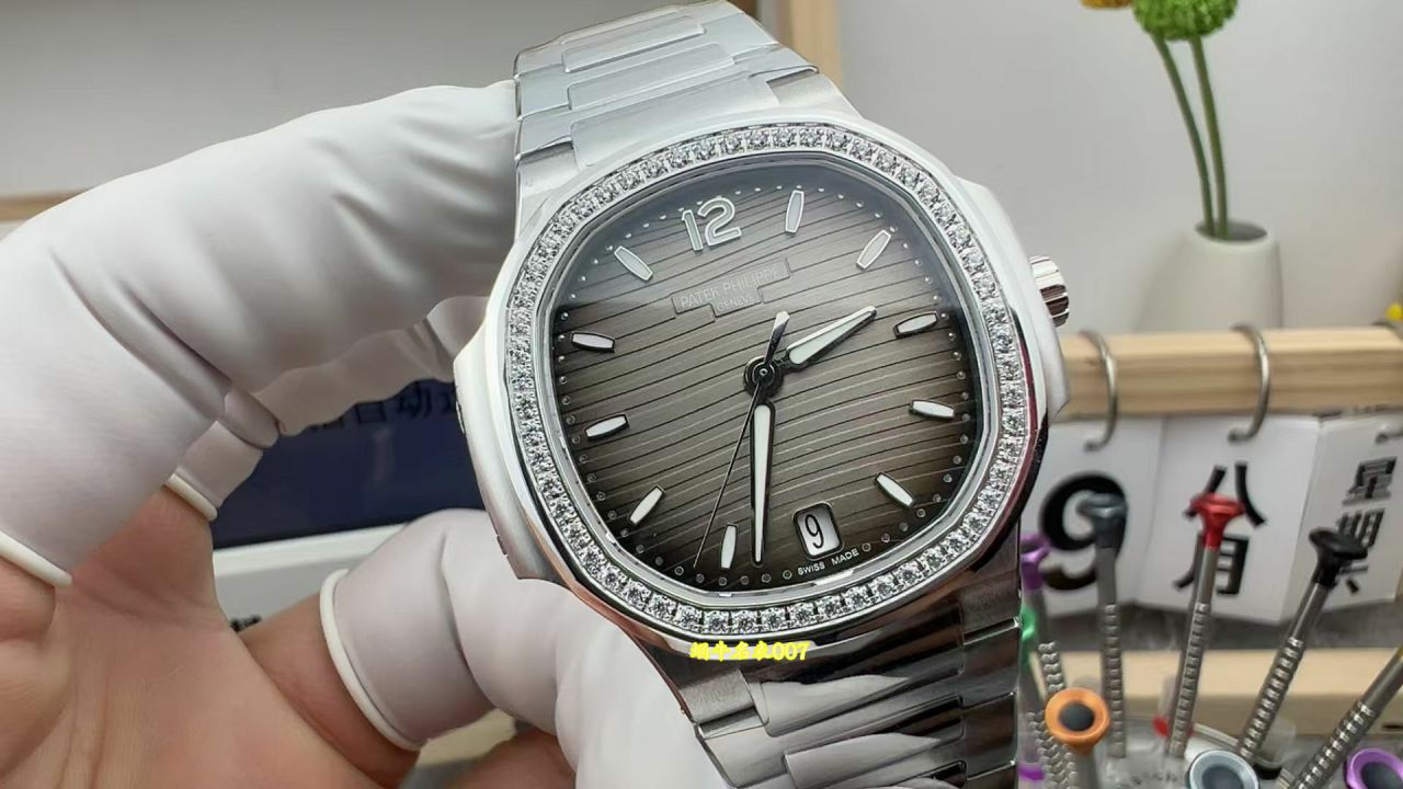 3K百达翡丽运动优雅鹦鹉螺女表7118/1200A-011腕表 / BD532